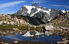 220px-mount_shuksan_tarn